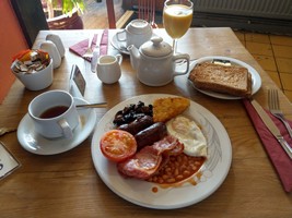30-06-2025, Full English breakfast Byron Inn