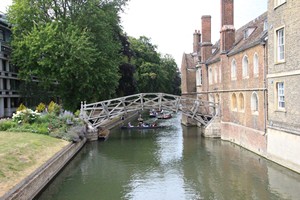 01-07-2025, Mathematical Bridge, tussen delen Queens' College