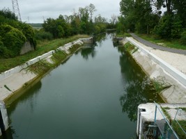 04-09-2025, Hier zat vroeger een sluisje in het kanaal